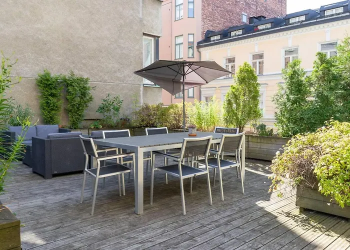 Spacious One-bedroom On A Pedestrian Street, Right In The Center *