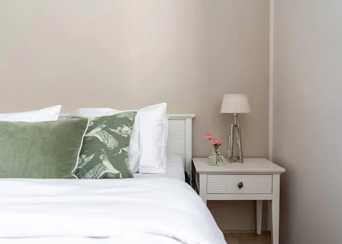 Spacious One-bedroom On A Pedestrian Street, Right In The Center