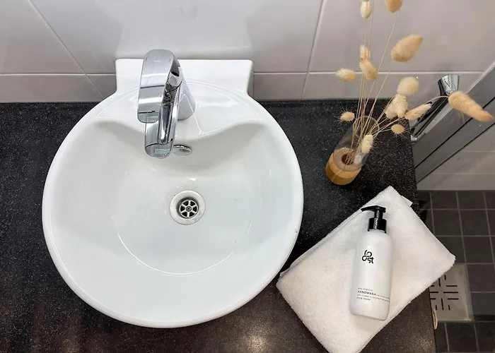 Διαμέρισμα Spacious One-bedroom On A Pedestrian Street, Right In The Center