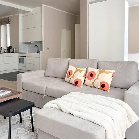 Spacious One-bedroom On A Pedestrian Street, Right In The Center הלסינקי